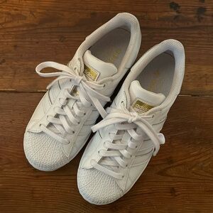EUC Adidas platform superstars